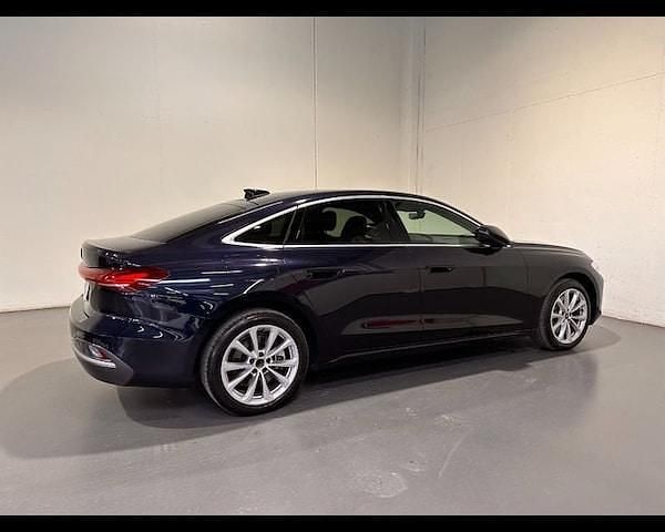 Usata Audi A5 Advanced 204 CV (150 kW) 2025 Blu firmamento metallizzato Berlina