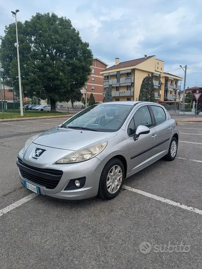 Occasion Peugeot 207 88 ch (64 kW) 2009 Gris Berline