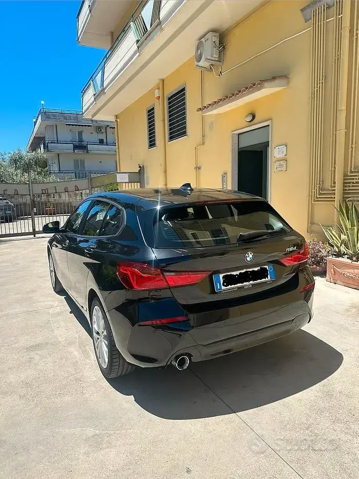 Usata BMW 116 Advantage 116 CV (85 kW) 2020 Nero Utilitaria