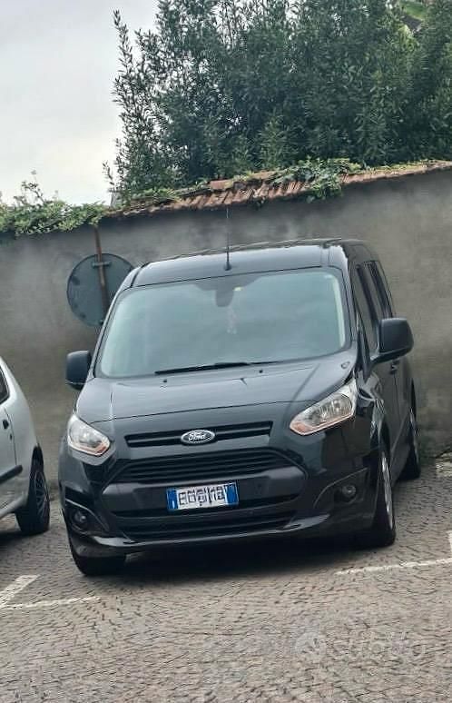 Usata Ford Transit Connect 100 CV (73 kW) 2015 Nero Monovolume