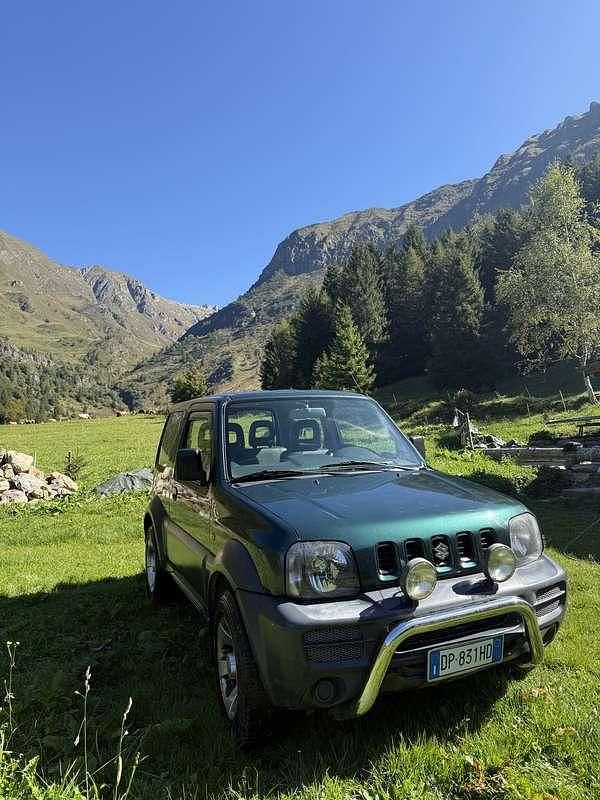 Usata Suzuki Jimny 82 CV (60 kW) 2008 SUV