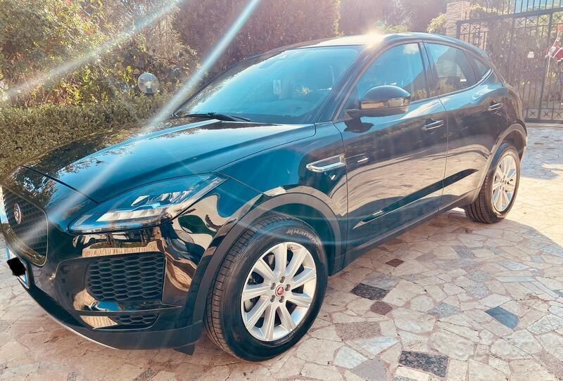 Usado Jaguar E-Pace S 150 CV (110 kW) 2021 Negro SUV