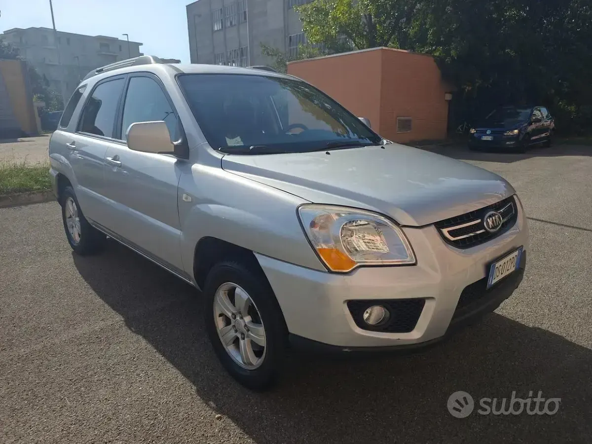 Usata Kia Sportage 141 CV (103 kW) 2008 Grigio SUV