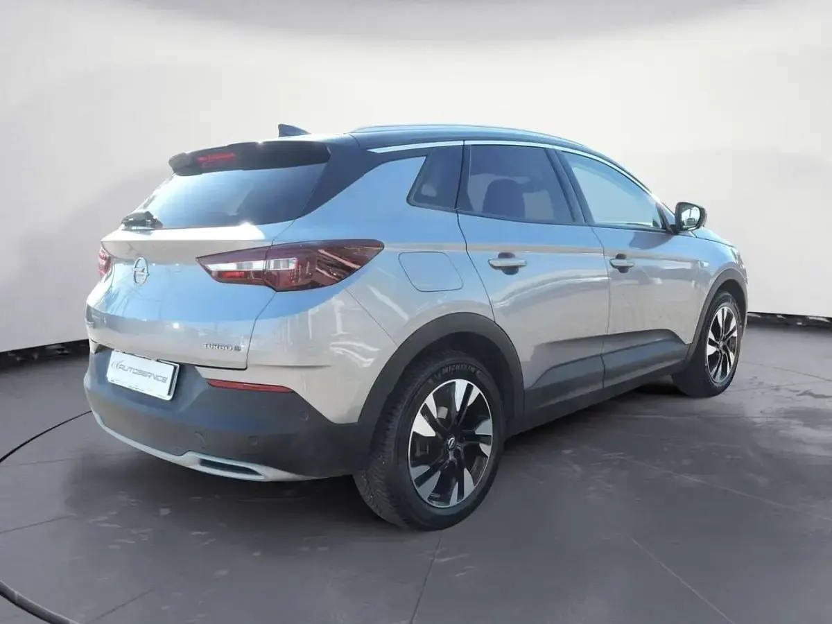 Usata Opel Grandland X Innovation 131 CV (96 kW) 2019 Grigio SUV