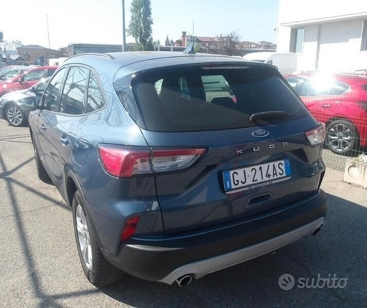 Usata Ford Kuga Titanium 120 CV (88 kW) 2022 Blu SUV