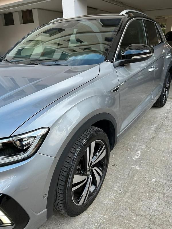 Usata VW T-Roc R-line 150 CV (110 kW) 2023 SUV