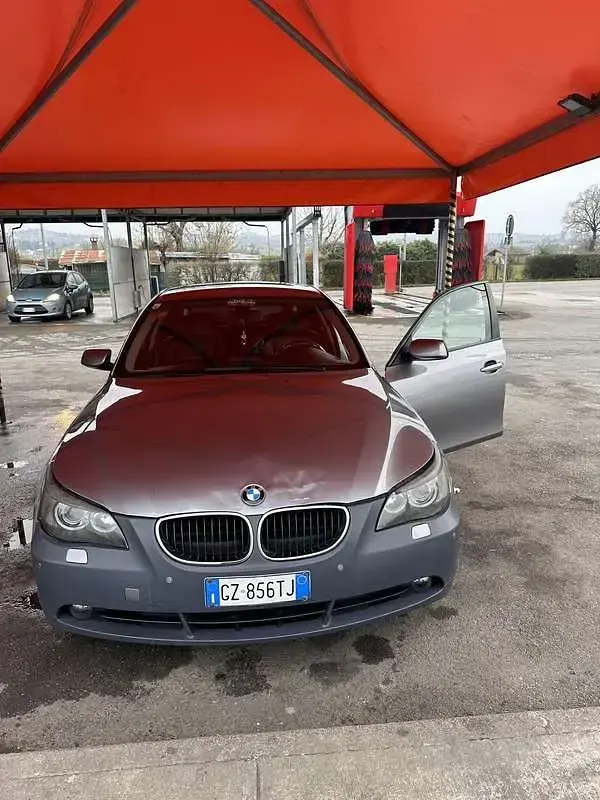Usata BMW 530 231 CV (169 kW) 2003 Grigio Berlina