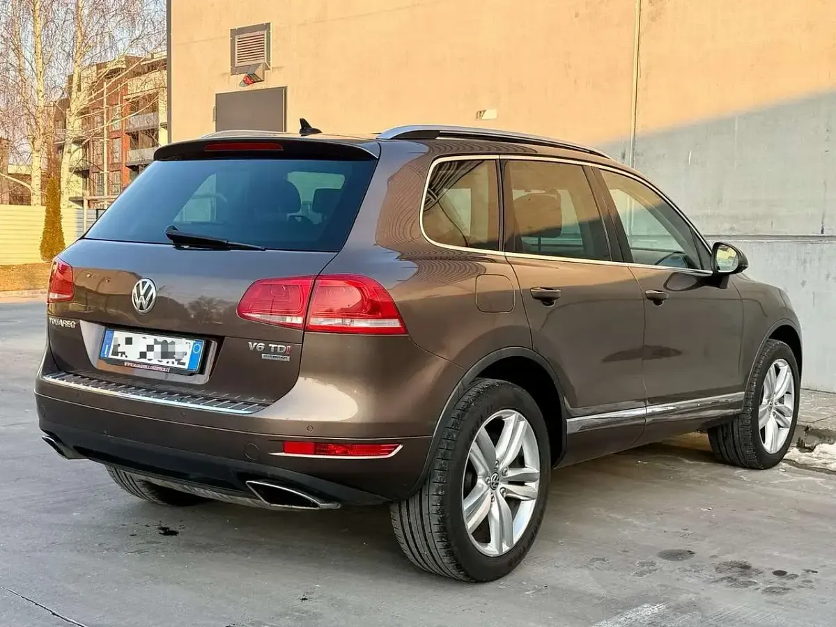 Usata VW Touareg 245 CV (180 kW) 2013 Marrone SUV