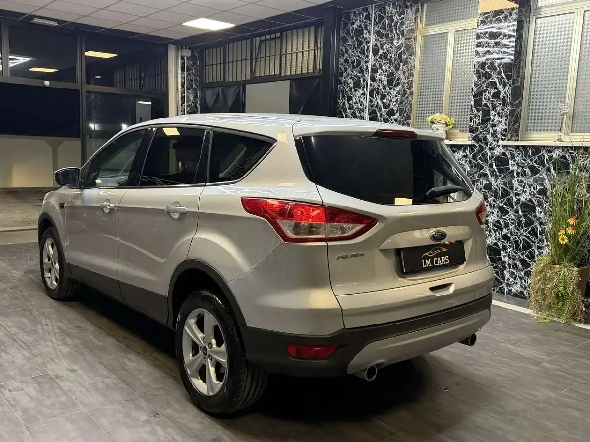 Begagnad Ford Kuga Titanium 140 HK (102 kW) 2014 Silver SUV