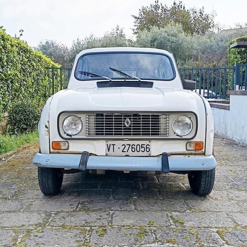 Bianco Usata 1987 Renault R4 Tre volumi | 3000 € - Immagine 1/4