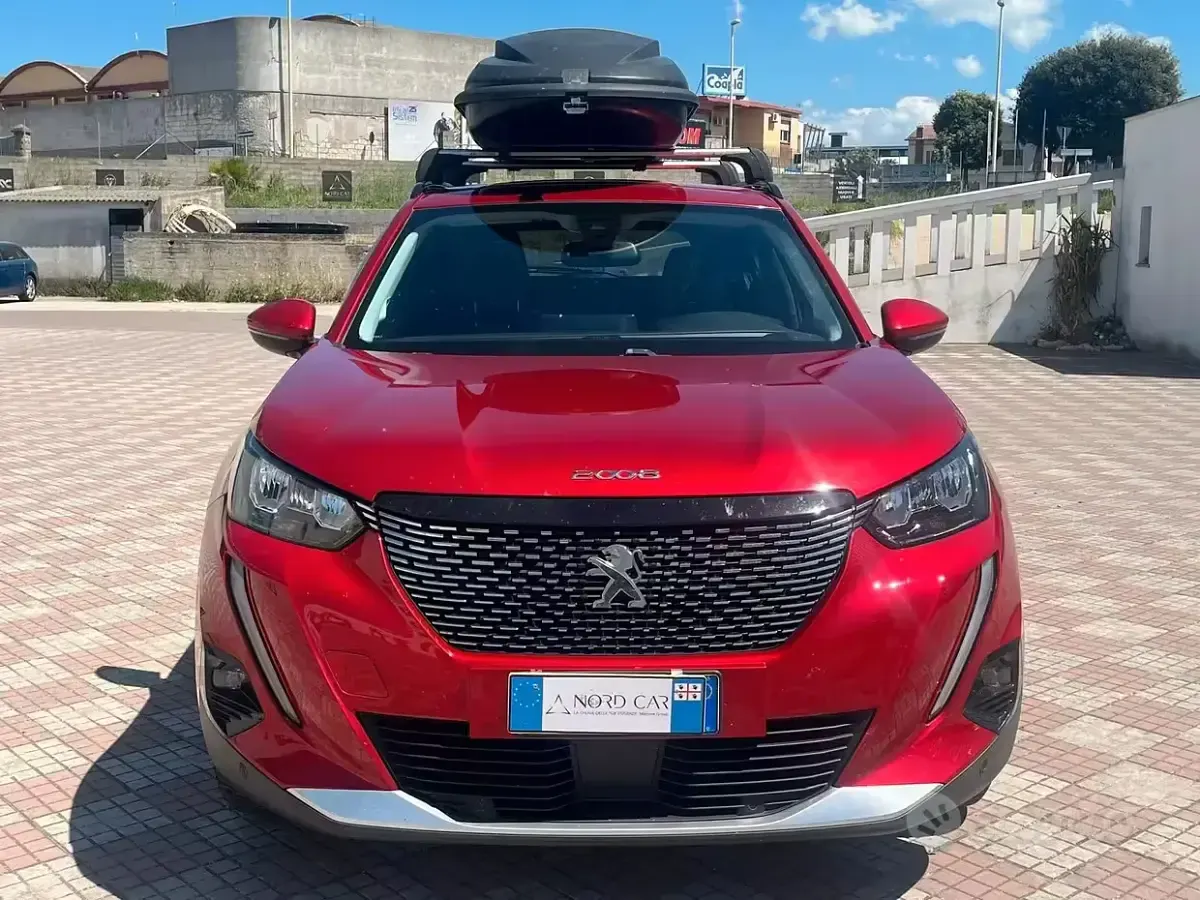 Usata Peugeot 2008 Allure 131 CV (96 kW) 2020 Rosso SUV