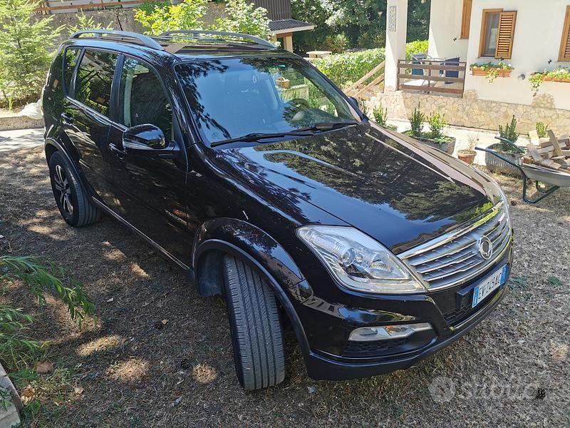 Usata 2014 Ssangyong (KGM) Rexton SUV | 5900 € - Immagine 1/4