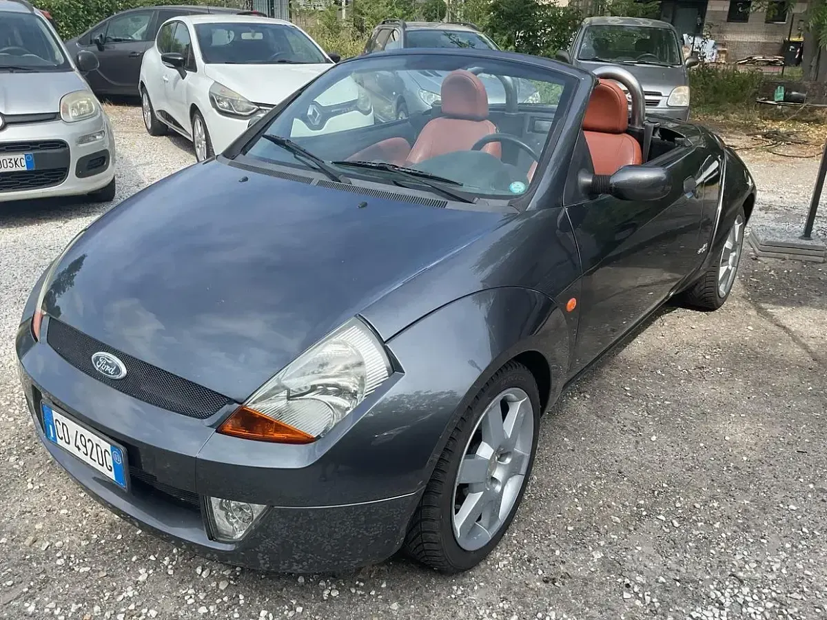 Usata Ford StreetKa 95 CV (69 kW) 2003 Grigio Cabrio