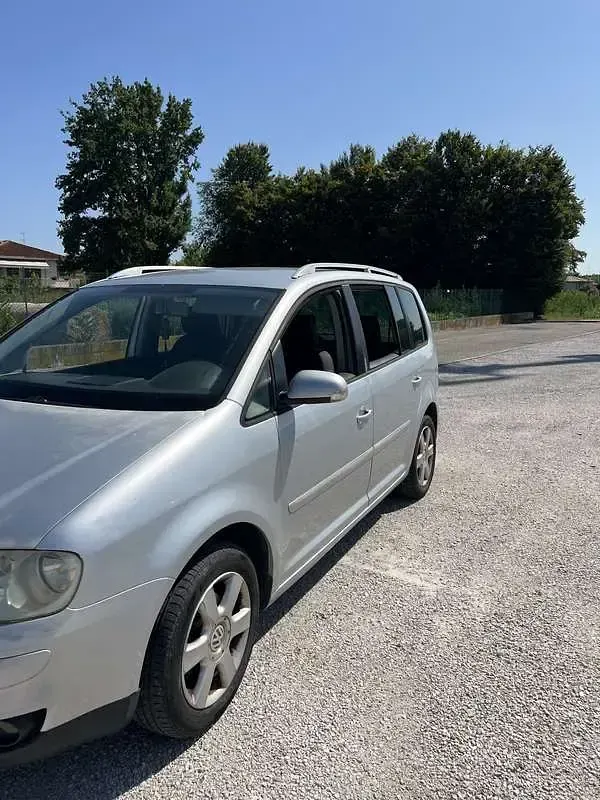 Usata VW Touran Trendline 136 CV (100 kW) 2004 Monovolume