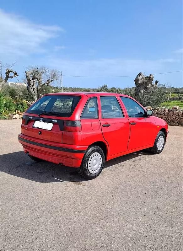 Usata Seat Ibiza 1995 Rosso Berlina