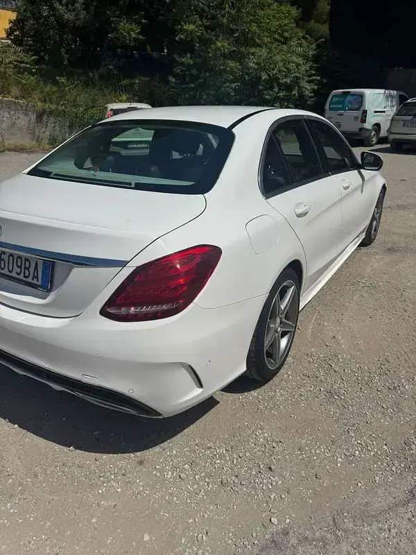 Usata Mercedes C200 AMG line 136 CV (100 kW) 2017 Berlina