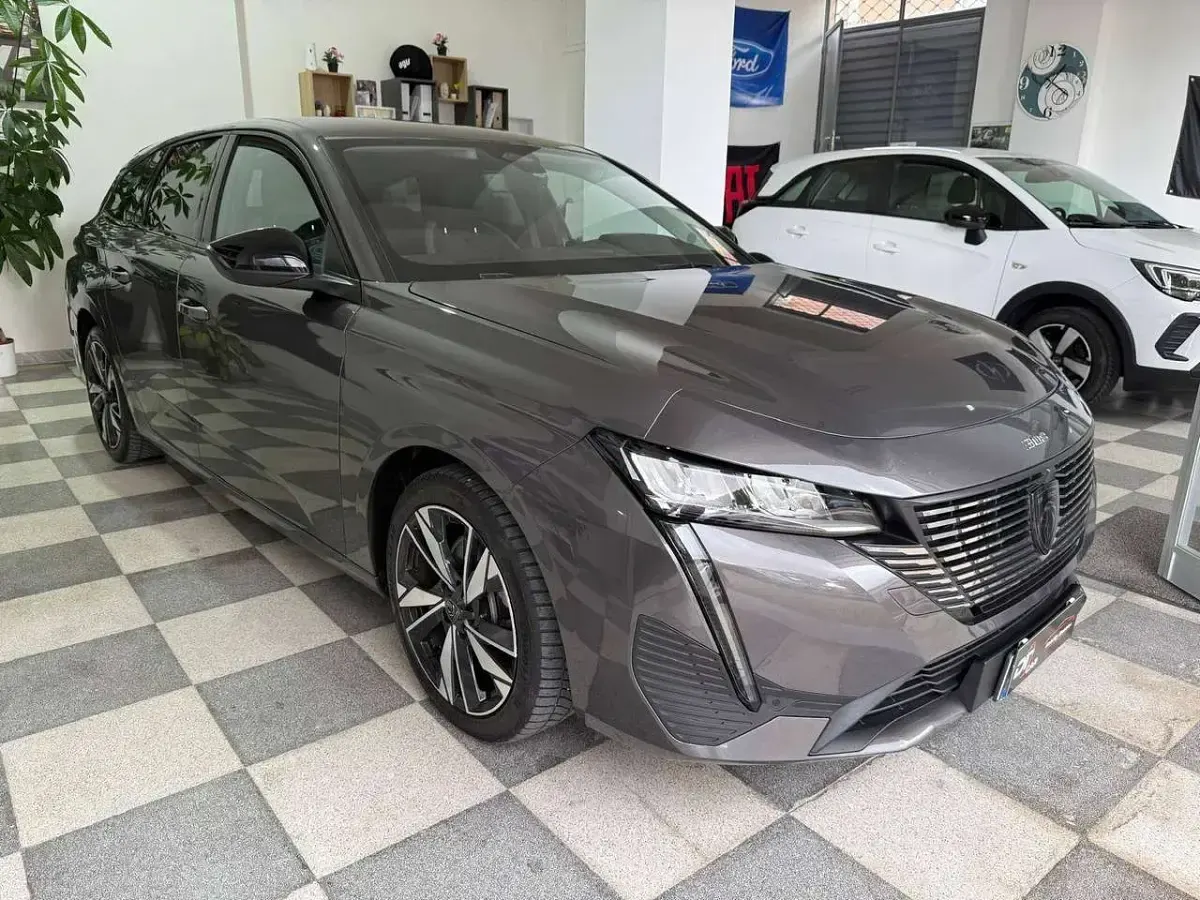 Usata Peugeot 308 Allure 131 CV (96 kW) 2022 Grigio Station wagon