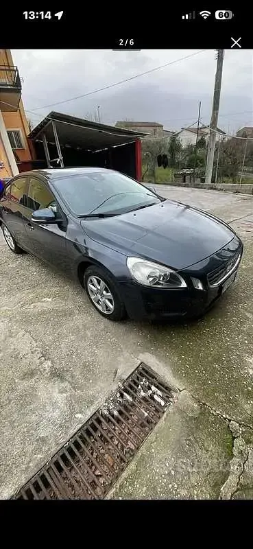 Usata Volvo S60 Momentum 114 CV (83 kW) 2012 Berlina