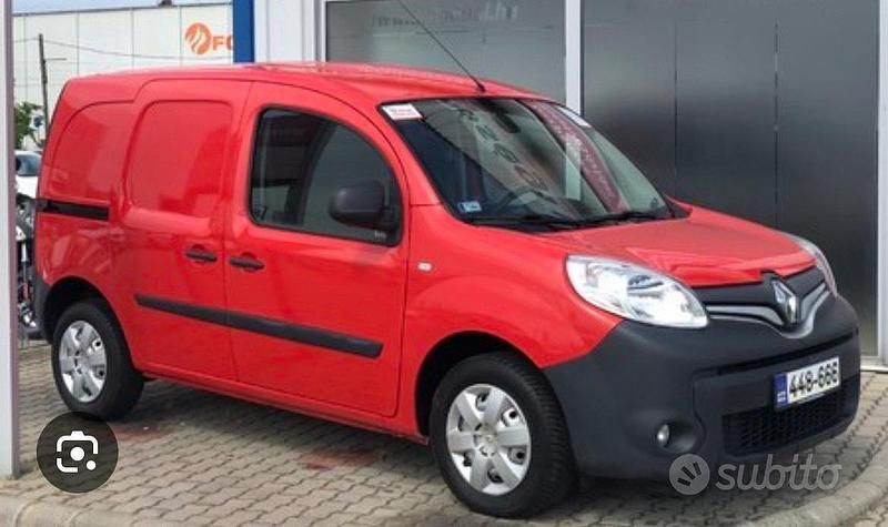 Usata Renault Kangoo 95 CV (69 kW) 2020 Rosso Monovolume