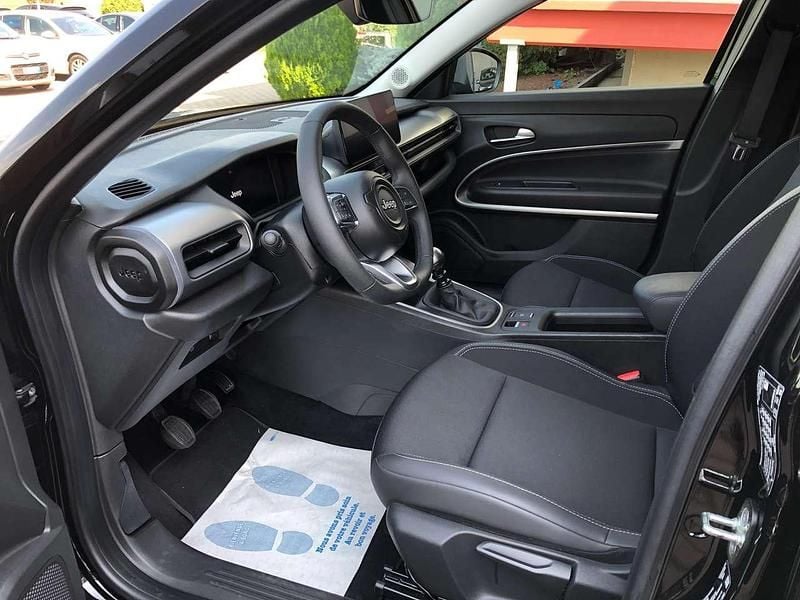 Usata Jeep Avenger Summit 101 CV (74 kW) 2024 Nero SUV