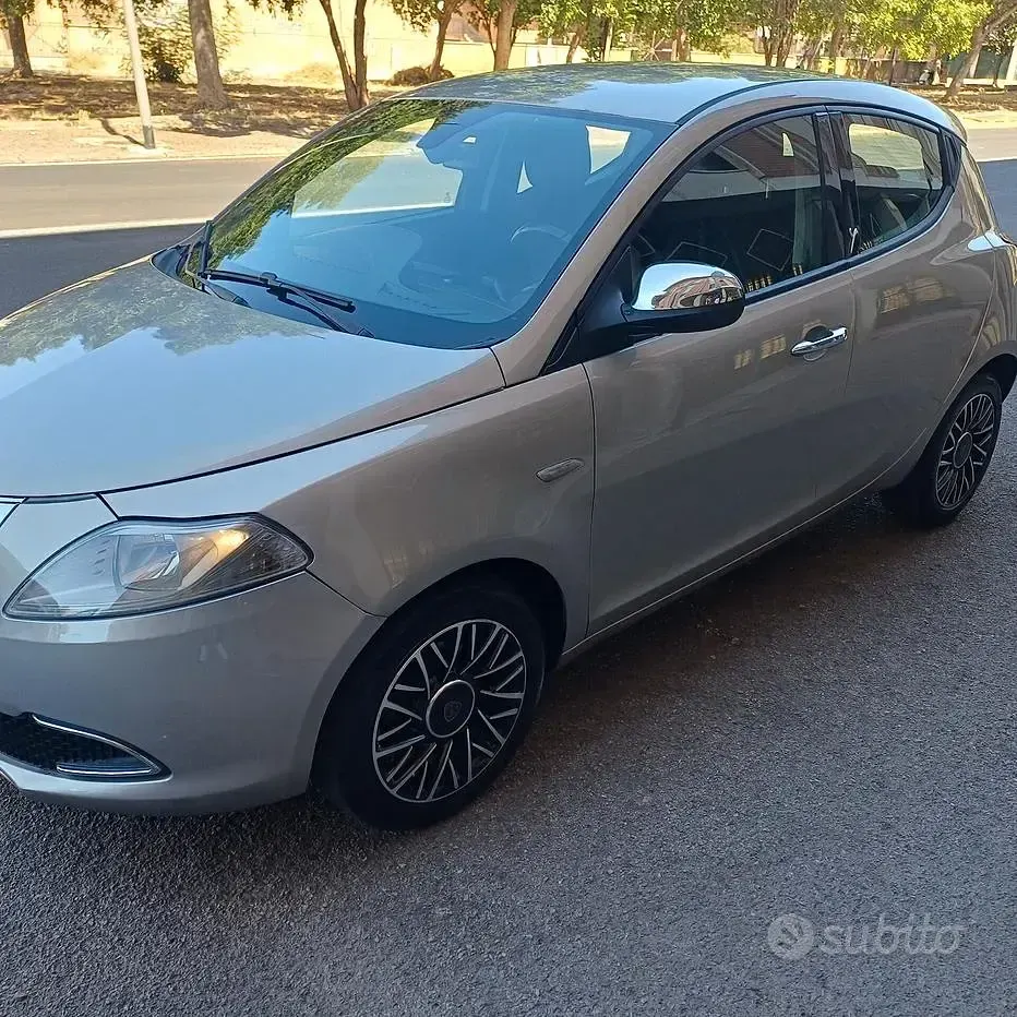 Usata Lancia Ypsilon S 95 CV (69 kW) 2011 Grigio Utilitaria