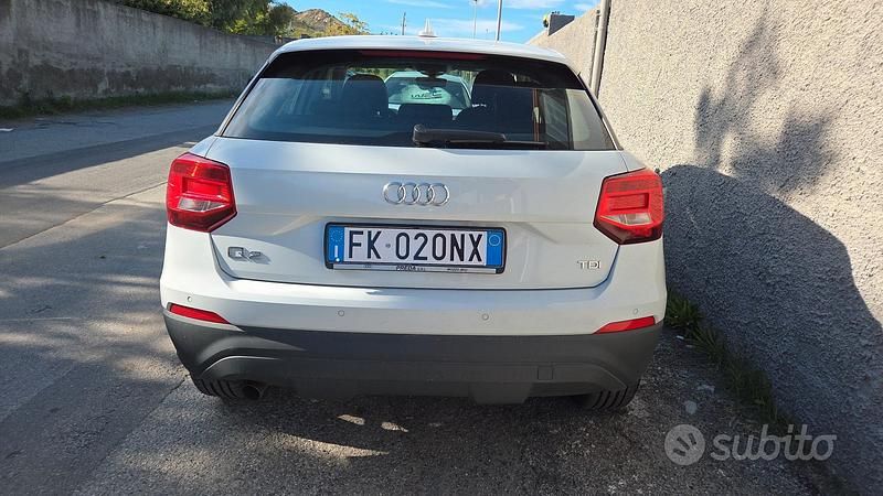 Usata Audi Q2 Business 116 CV (85 kW) 2017 Bianco SUV