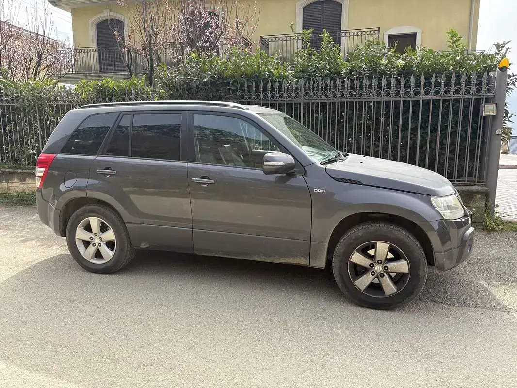 Usata Suzuki Grand Vitara 129 CV (94 kW) 2010 SUV