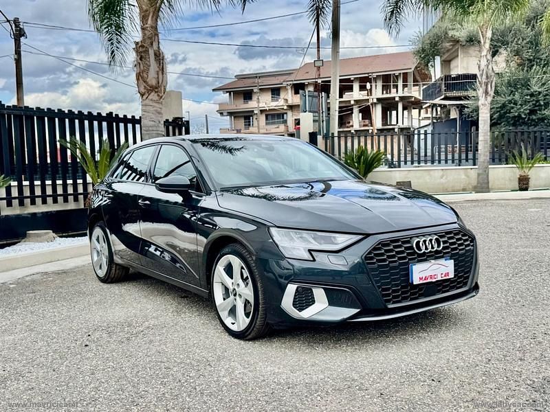 Usata Audi A3 Advanced 116 CV (85 kW) 2022 Gray Berlina
