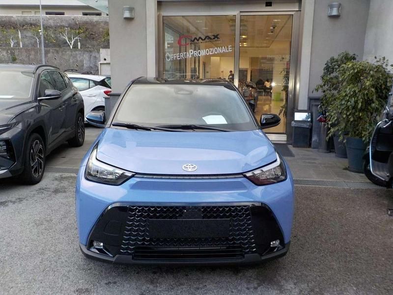 Nuova Toyota Aygo X 116 CV (85 kW) 2025 Vari colori SUV
