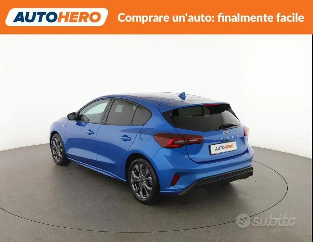 Usata Ford Focus 125 CV (91 kW) 2023 Bluazzurro Berlina