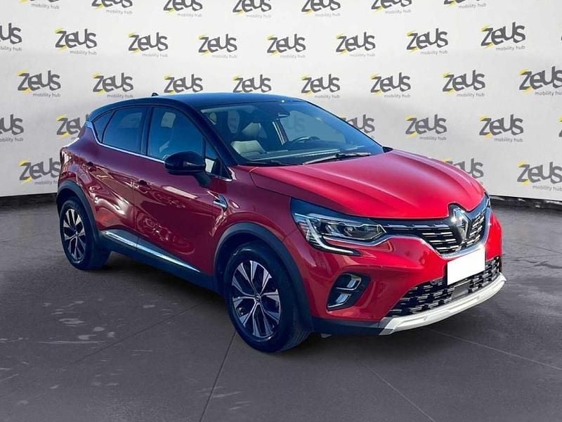 Usata Renault Captur Techno 140 CV (102 kW) 2022 Rosso SUV