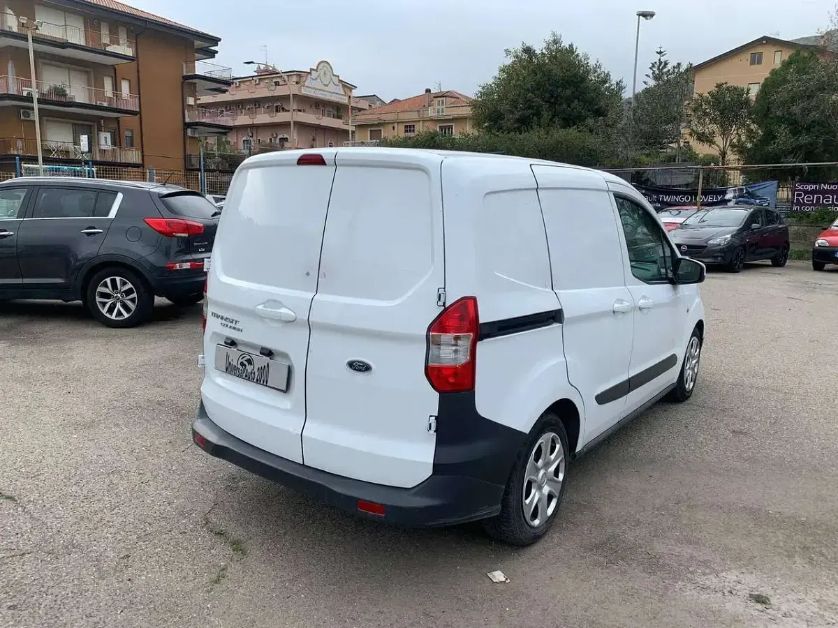 Usata Ford Transit 75 CV (55 kW) 2015 Bianco Furgone