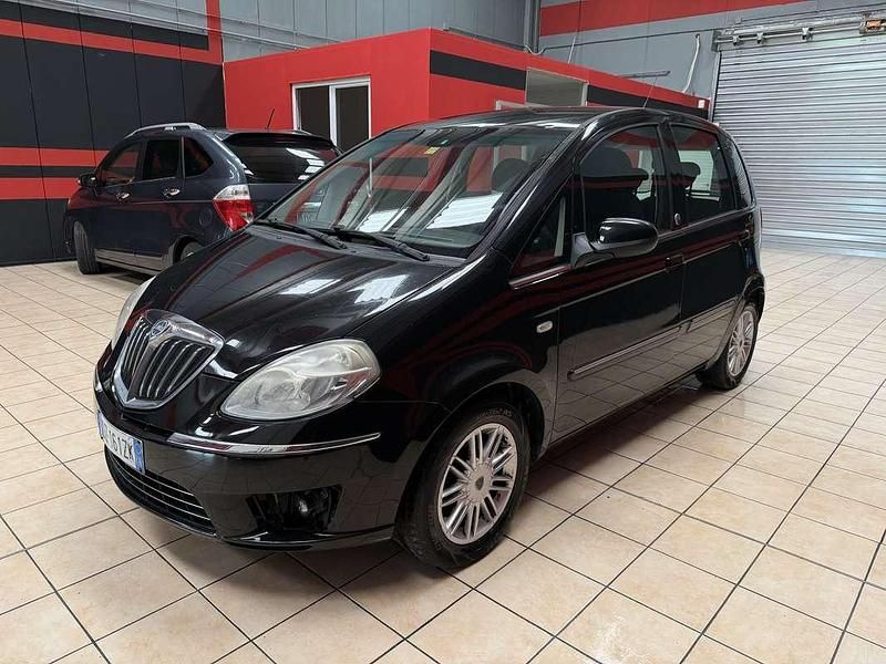 Usata Lancia Musa 77 CV (56 kW) 2010 Monovolume