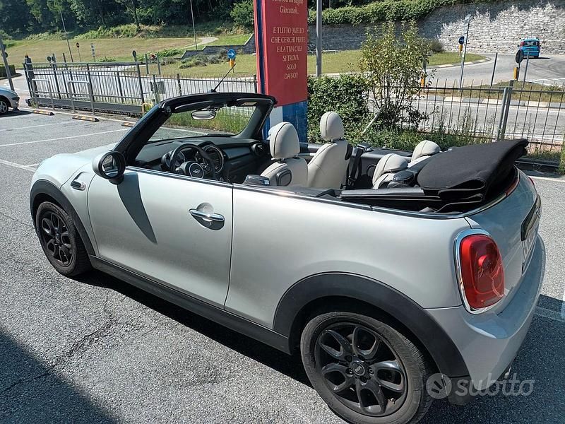 Usata Mini Cooper Cabriolet 2016 Cabrio