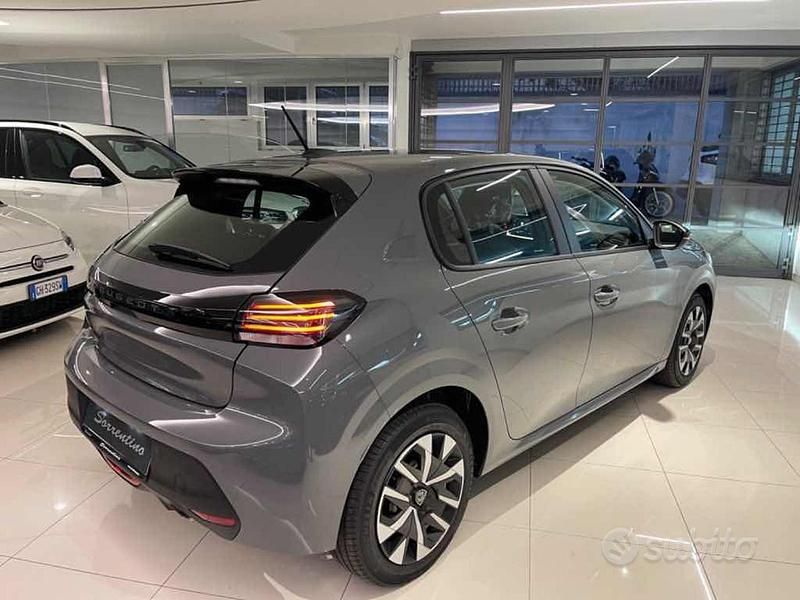 Nuova Peugeot 208 Style 100 CV (73 kW) 2025 Vari colori Utilitaria