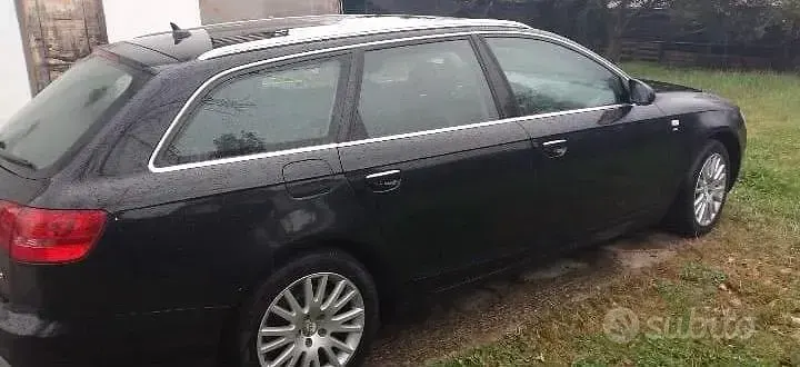 Usata Audi A6 250 CV (183 kW) 2009 Nero Station wagon