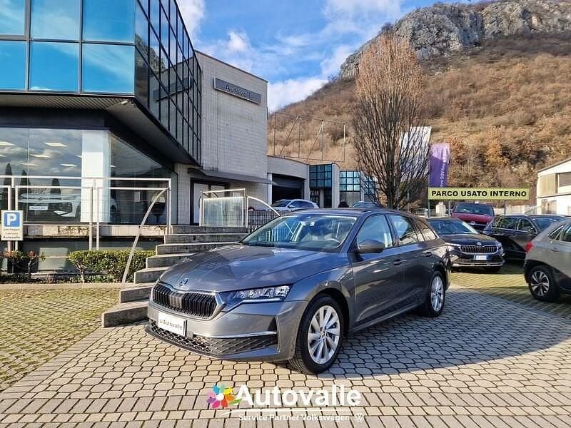 Usata Skoda Octavia Selection 150 CV (110 kW) 2024 Grigio Station wagon
