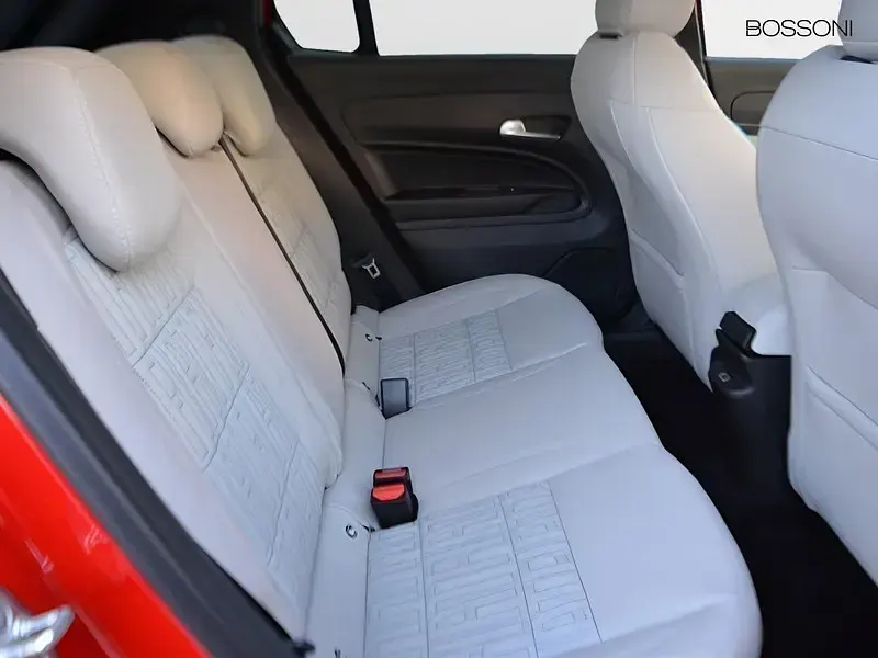 Usata Fiat 600 La Prima 110 CV (80 kW) 2025 Rosso SUV