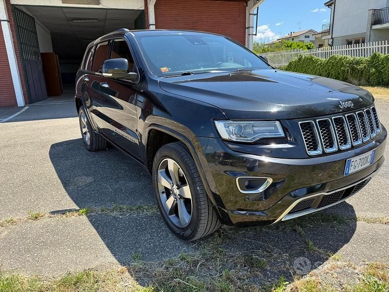 Usata Jeep Grand Cherokee Overland 250 CV (183 kW) 2017 Nero SUV