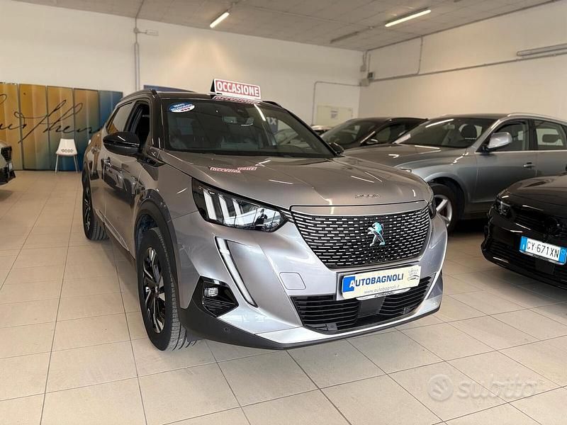 Usata Peugeot 2008 GT 100 kW (136 CV) 2021 Grigio SUV