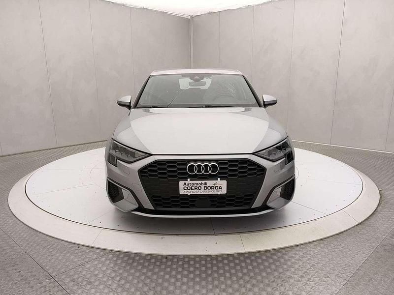 Usata Audi A3 116 CV (85 kW) 2021 Argento Berlina