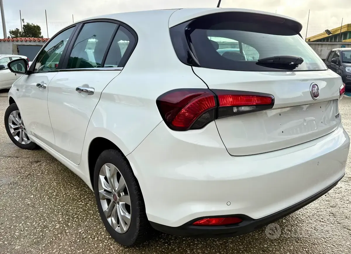 Usata Fiat Tipo Business 120 CV (88 kW) 2020 Utilitaria