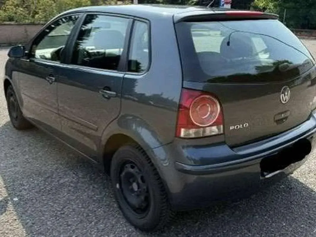 Usata VW Polo Comfortline 75 CV (55 kW) 2005 Grigio Utilitaria