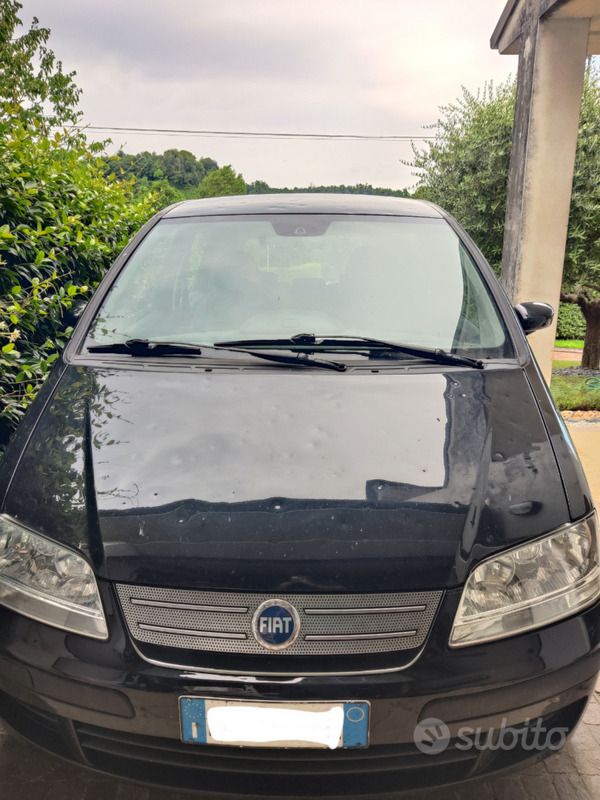 Usata Fiat Idea 80 CV (58 kW) 2006 Nero Monovolume