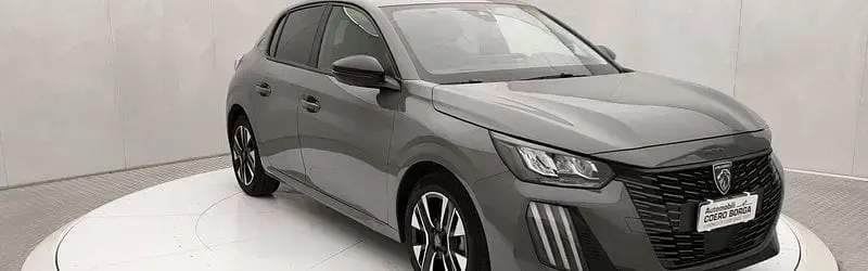 Usata Renault Clio Techno 91 CV (66 kW) 2025 Nero Utilitaria
