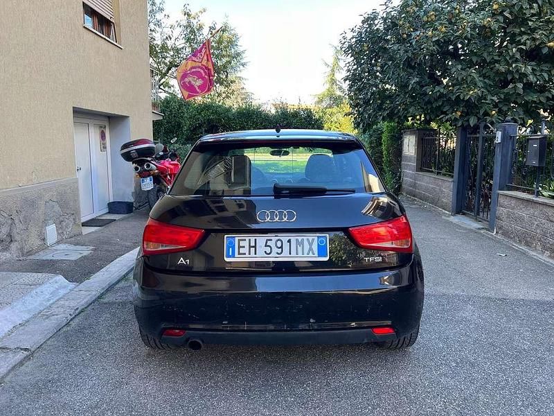 Usata Audi A1 Ambition 86 CV (63 kW) 2011 Nero Utilitaria