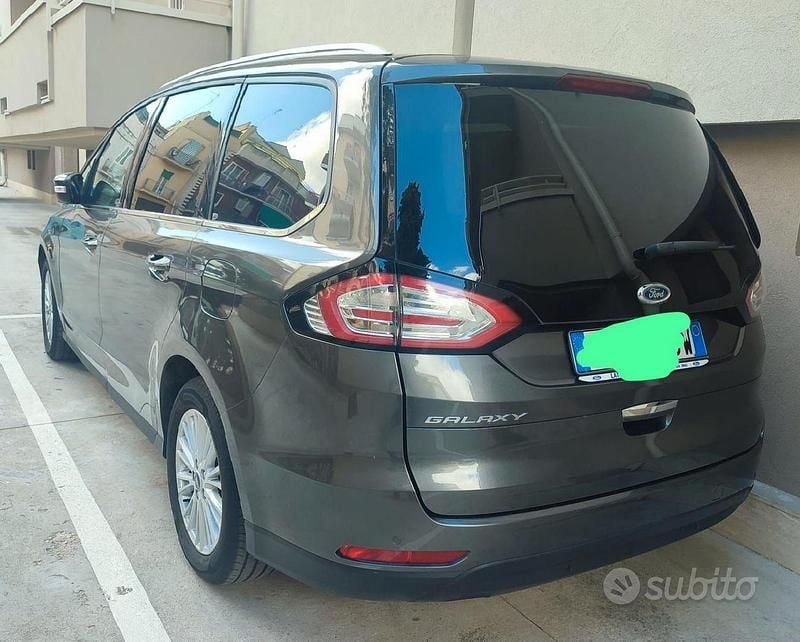 Usata Ford Galaxy 150 CV (110 kW) 2019 Grigio Monovolume