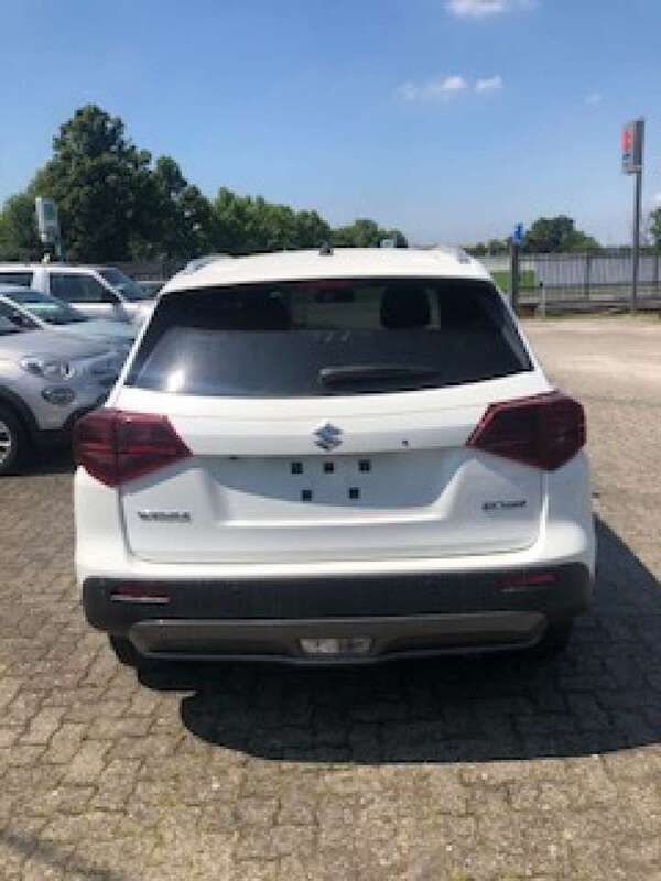 Usata Suzuki Vitara Cool 129 CV (94 kW) 2024 Vari colori SUV