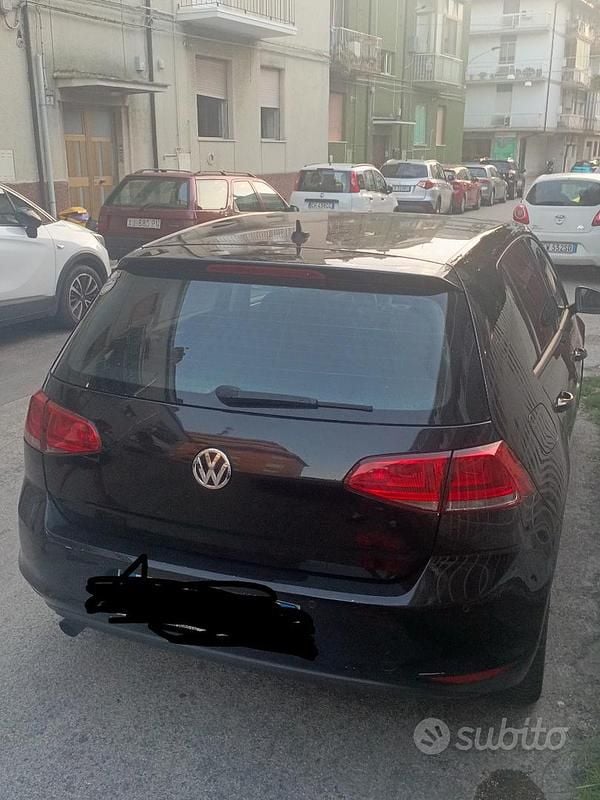 Usata VW Golf VII 110 CV (80 kW) 2015 Nero Berlina