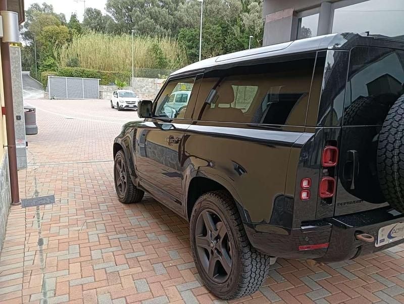 Usata Land Rover Defender HSE Dynamic 249 CV (183 kW) 2023 Nero met SUV
